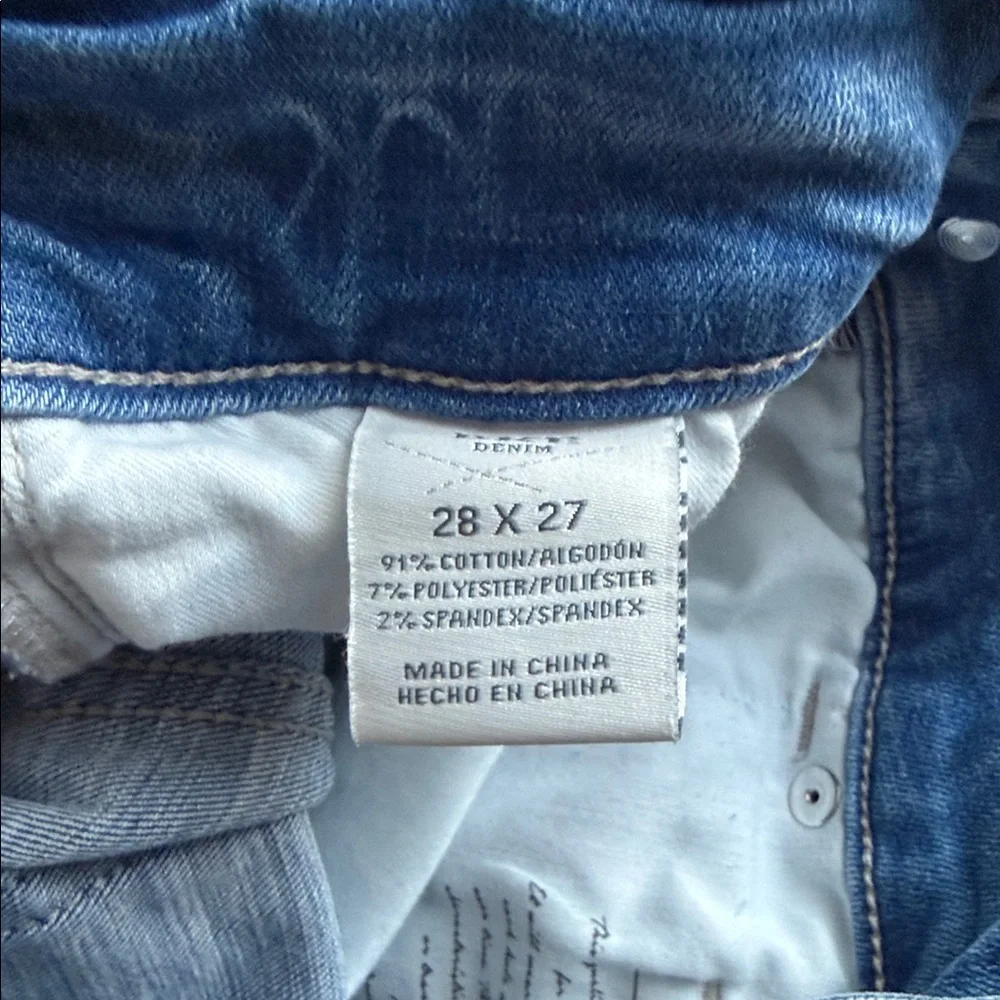 Light Wash Distressed Women's Jeans BKE PARKER - Picture 5 of 10